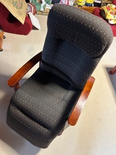 リクライニング機能付き座椅子　取りに来ていただけるなら送料分カットします。