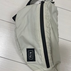 kiu  バッグ
