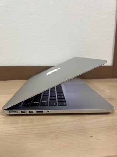 MACBOOK PRO 2015 13in i5/8/256gb