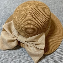 【夏物】帽子とショルダーポーチの画像