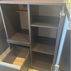 【値引きしました】食器棚の画像