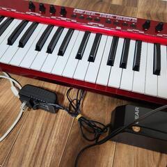BEHRINGER  ベリンガー UMX610 MIDIキーボードの画像