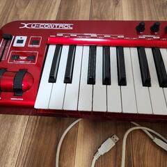 BEHRINGER  ベリンガー UMX610 MIDIキーボードの画像