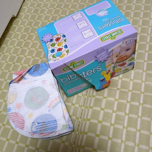 使い捨てこども用紙エプロン