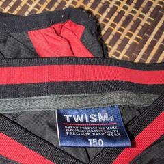 断捨離　中古　長袖ナイロンＴシャツ サイズ150の画像