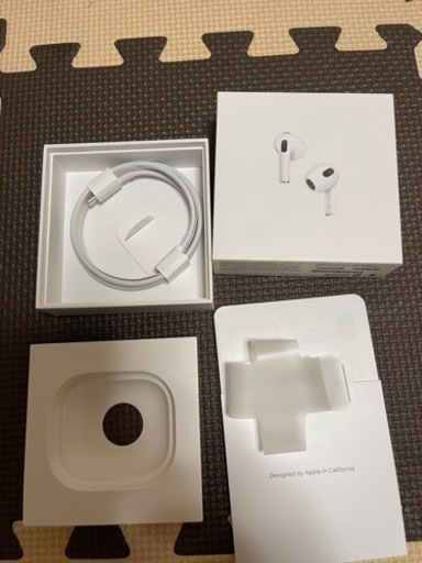 【美品】AirPort 第3 
両耳　充電ケース　箱付き