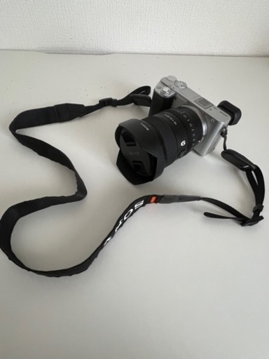 【7/25まで掲載】SONY α6400 Gレンズ マイク 予備バッテリー カメラバッグセット