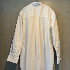 【UNIQLO × JW ANDERSON】ホワイト シャツ Mサイズの画像