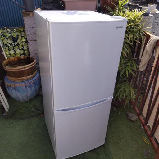 美品  ｱｲﾘｽｵｰﾔﾏ ﾉﾝﾌﾛﾝ 冷蔵庫 2024年製造 142L