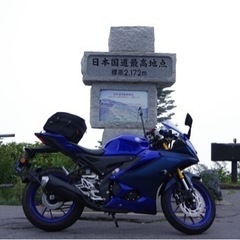 フルカウルバイクYZF R15の画像