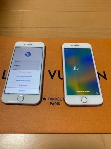 iPhone8   64GB  2台