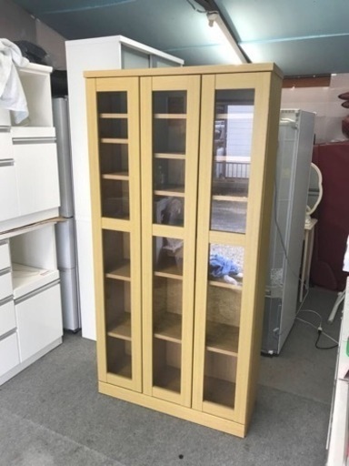 ニトリ　ブックシェルフ　本棚　程度良好　食器棚としても