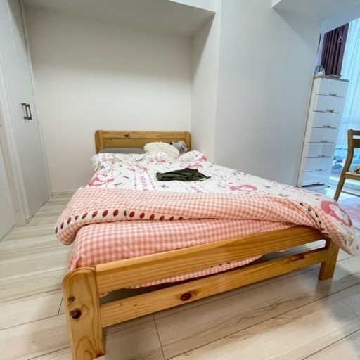 ニトリセミダブルベッドとマットレス