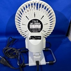 卓上小型扇風機の画像