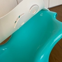 沐浴チェア　西松屋　バスチェアの画像