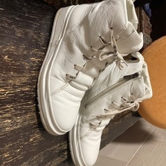SAYA 本革スニーカー24センチ