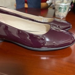 eccoエナメルフラットパンプスの画像