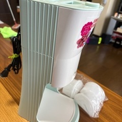 【決まりました5.30⠀】電動ふわふわ とろ雪 かき氷器 製氷カップ付き グリーンの画像