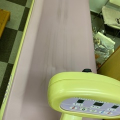 ローリングベッド　上のカバーはかなり伸びてますが機械は動きますの画像
