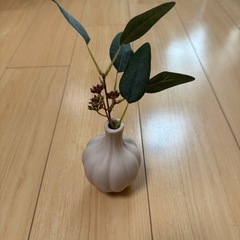 花瓶 アクセサリースタンド 造花付き