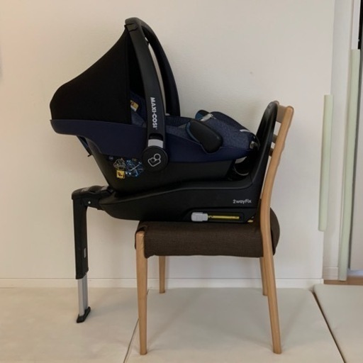 取引中 マキシコシチャイルドシート ISOFIXベースセット