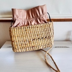最終価格❣️【タイ購入】カゴのショルダーバッグの画像