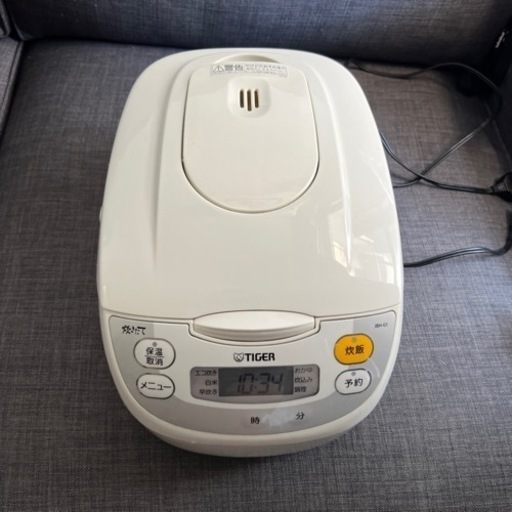タイガー　炊飯器 JBH-G101W