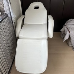 フェイシャルエステベッド！！の画像