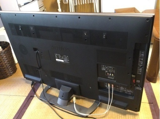 AQUOS 46型　テレビ