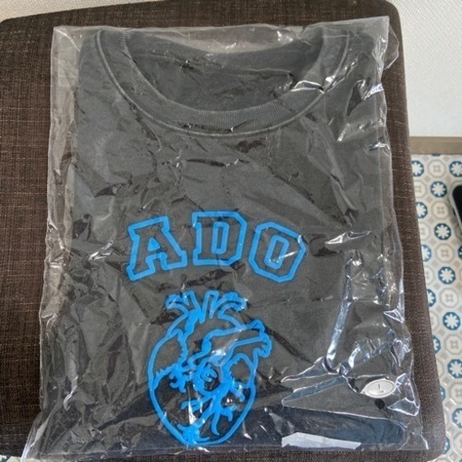 Ado LIVE2024「心臓」 Tシャツ