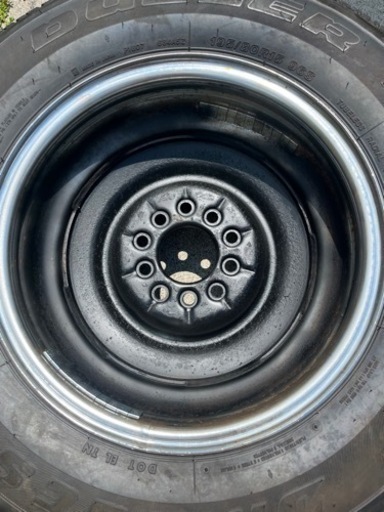 車のパーツ タイヤ、ホイール