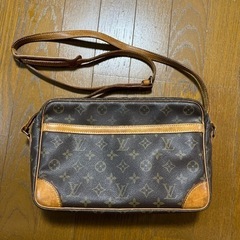 沖縄県 沖縄市のルイヴィトンの中古が安い！激安で譲ります・無料で  