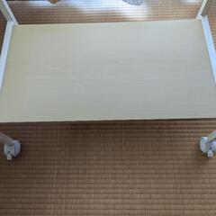 パソコン用デスクの画像