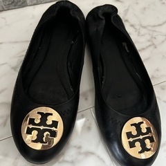 トリーバーチパンプスの画像