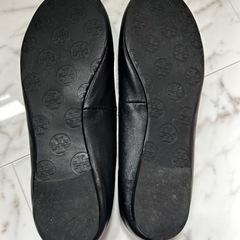 トリーバーチパンプスの画像