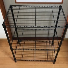 3段スチールラック 2つ　Amazon ベーシックの画像