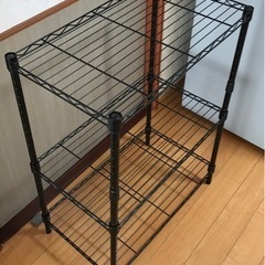 3段スチールラック 2つ　Amazon ベーシックの画像