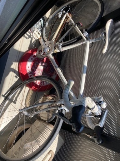 ロードバイク　ラレー白