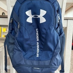 美品! UA バックパック(ネイビー)