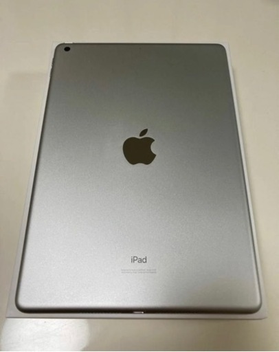 【ほぼ新品】iPad 第７世代　SIMフリー　32GB 利用制限◯