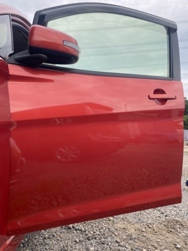 デイズ B21W ハイウェスターX 左フロントドア 初年度登録2018年5月 P55 スカーレッドM 日産