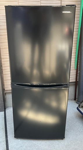 【RKGRE-366】特価！アイリスオーヤマ/142L 2ドア冷凍冷蔵庫/IRSD-14A-B/中古品/2023年製/当社より近隣無料配達！