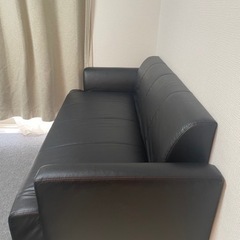 IKEA  合皮ソファー　使用半年程度の画像