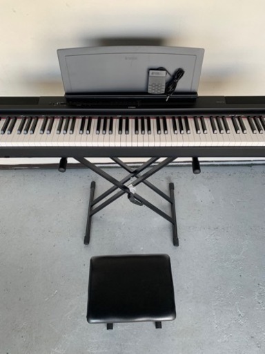 e218 YAMAHA P125B 2022年製　電子ピアノ　ヤマハ　Pシリーズ