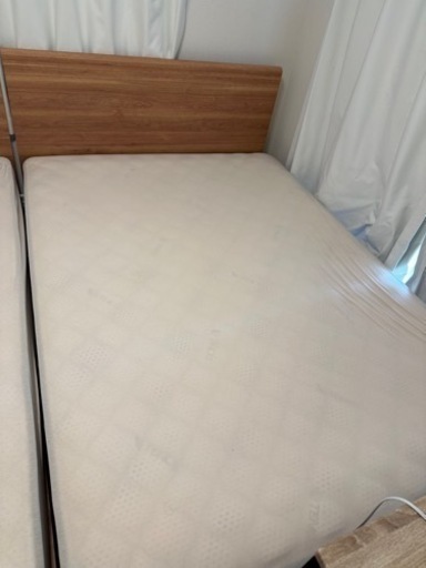 フランスベッドダブルサイズマットレス、ウッドフレームセット