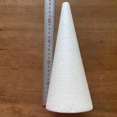 三角錐　発泡スチロール　クラフト材料　24センチ　密度高め