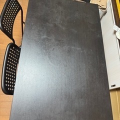 ikeaのテーブル*1と椅子*4