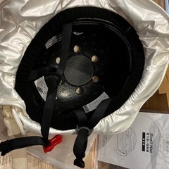 一度のみ使用⭐️レディース用帽子型ヘルメット シェルハットの画像