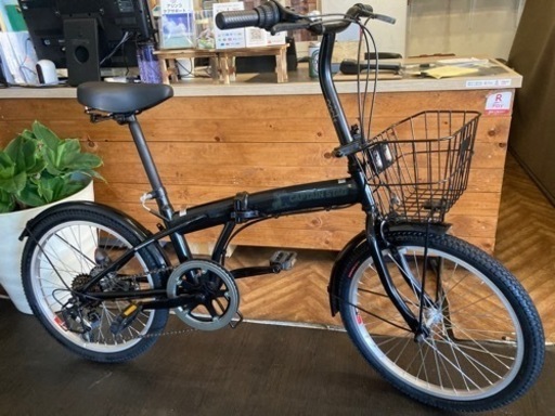 【前後タイヤ・チューブ新品！】6段変速　カゴ付き20インチ折りたたみ自転車　ブラック