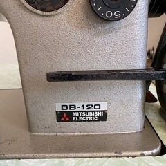 三菱100Vの画像